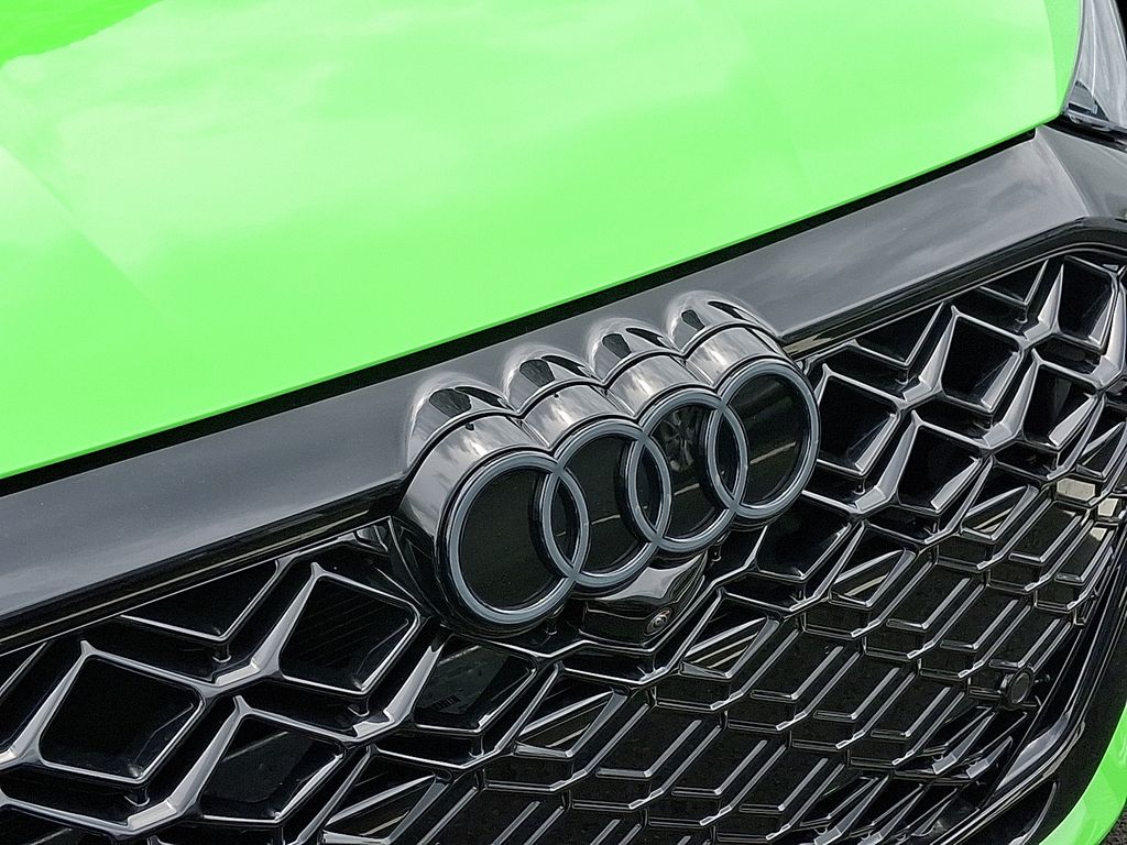 Thumbnail: 2025 Audi RS 3 - 3