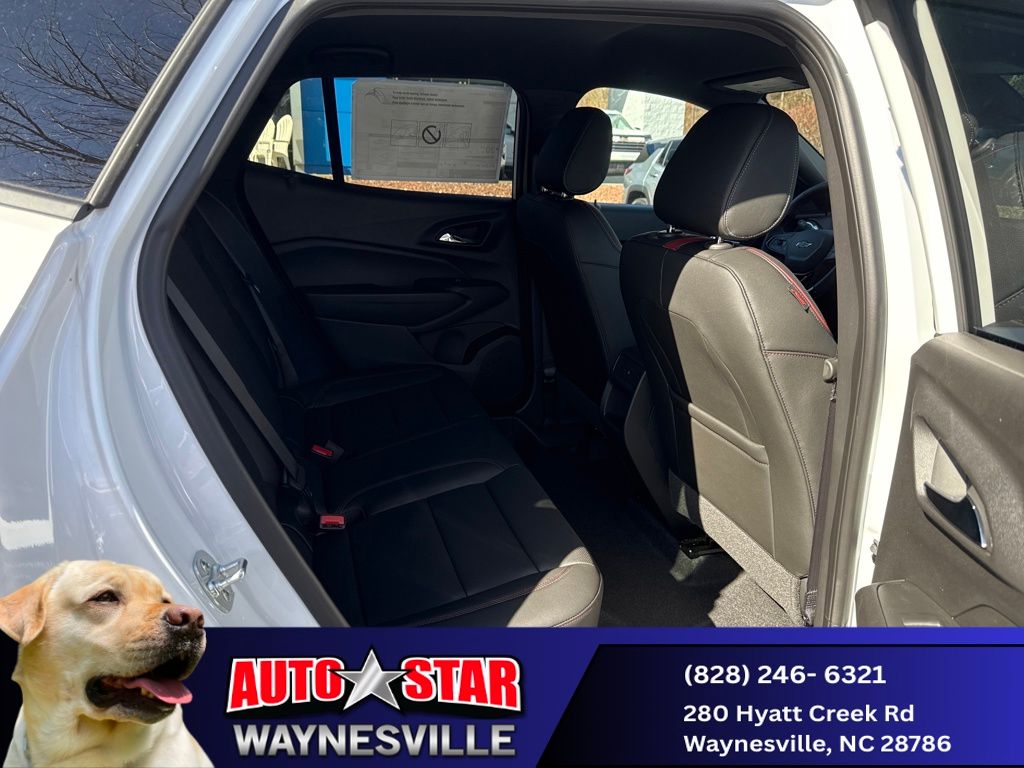 new 2025 Chevrolet Trax car, priced at $26,290