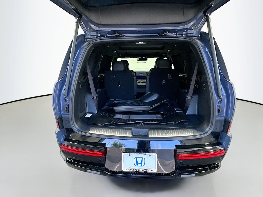 Thumbnail: 2025 Hyundai Santa Fe - 28
