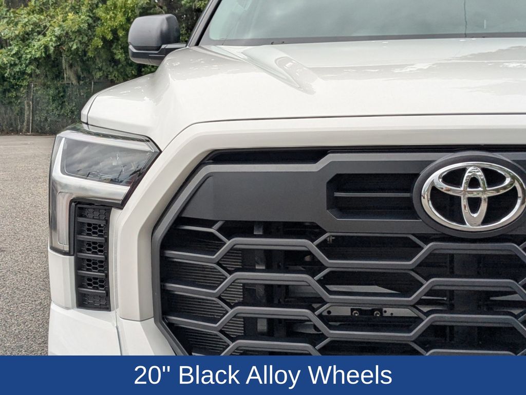 2024 Toyota Tundra SR5 4WD