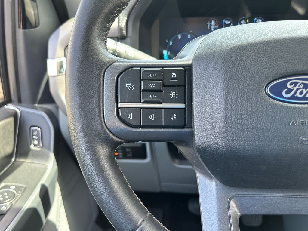 2024 Oxford White Ford F-150 XLT 4X4 Truck