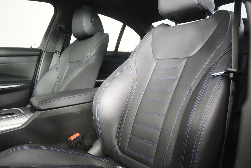 Thumbnail: 2023 BMW 3 Series - 11