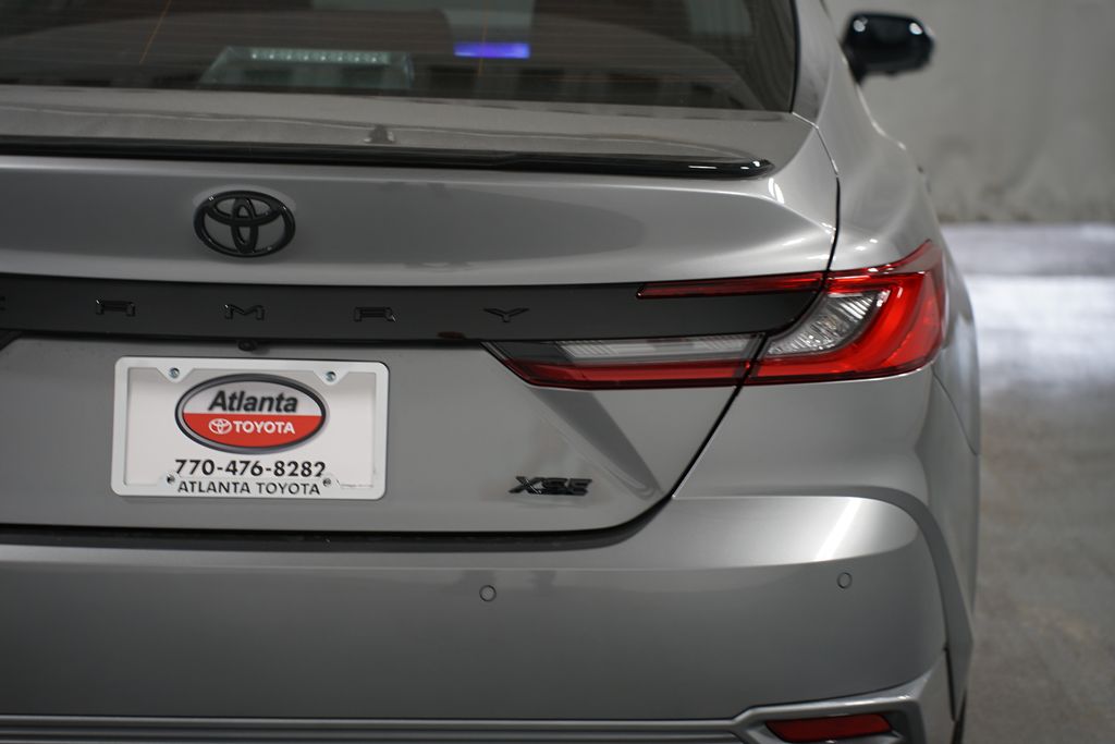 2025 Toyota Camry XSE 10