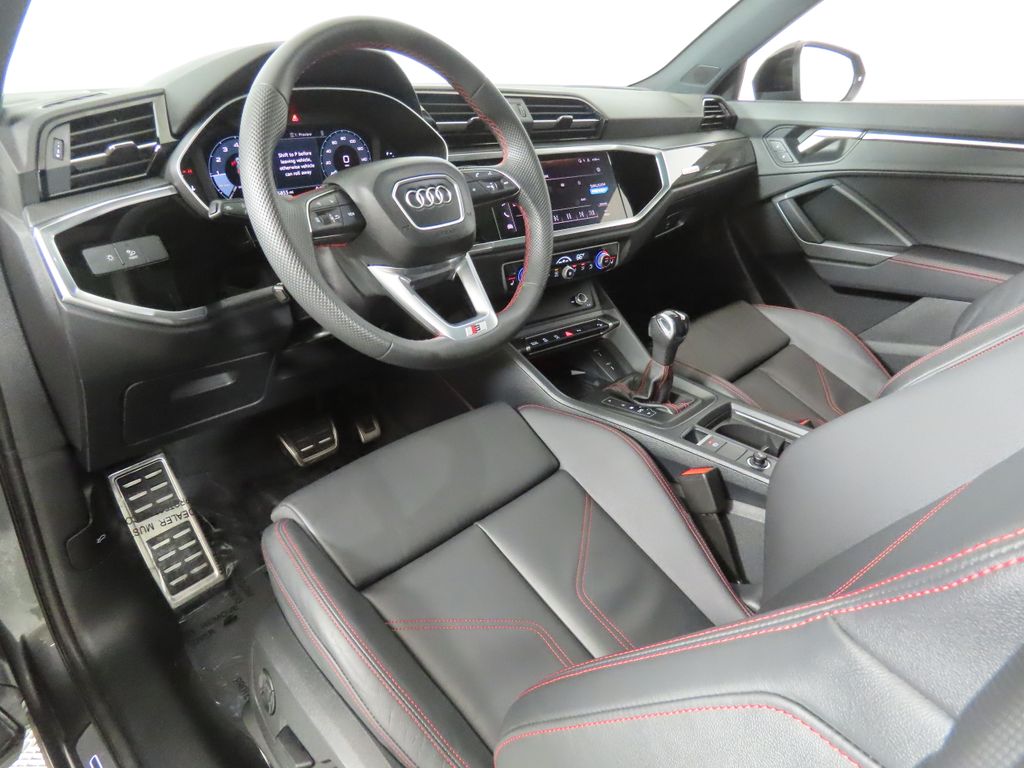 Thumbnail: 2025 Audi Q3 - 29