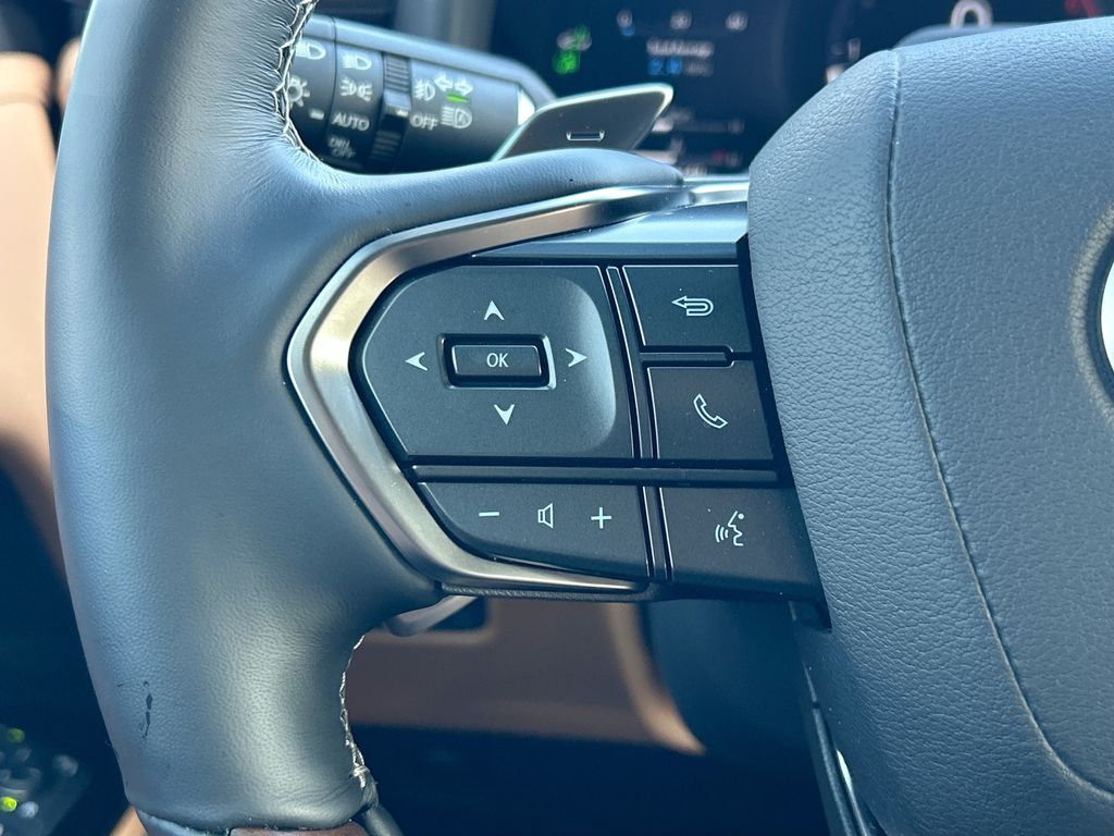 Thumbnail: 2025 Lexus LX - 24