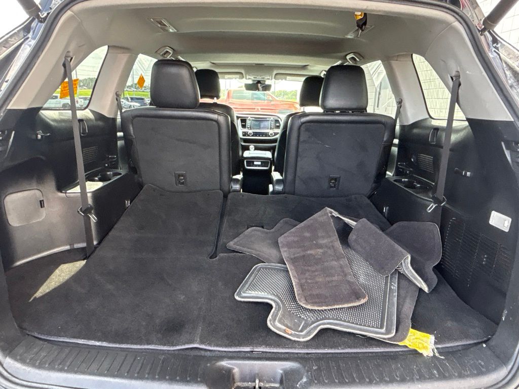 Used 2019 Toyota Highlander SUV