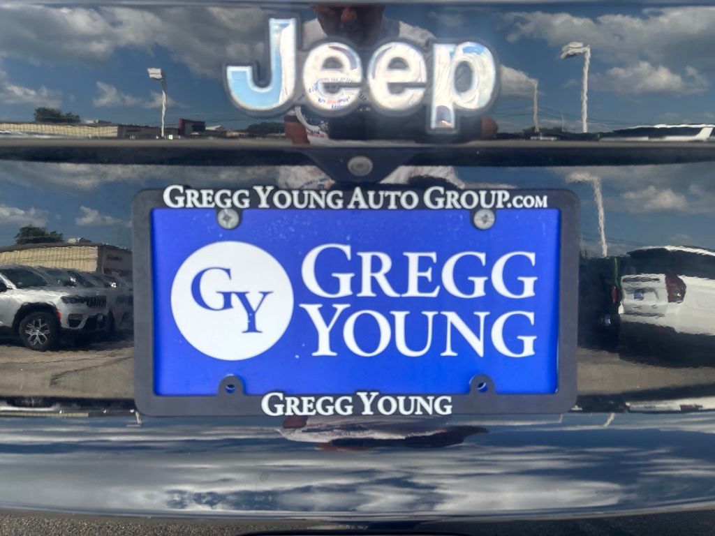 Used 2023 Jeep Renegade SUV