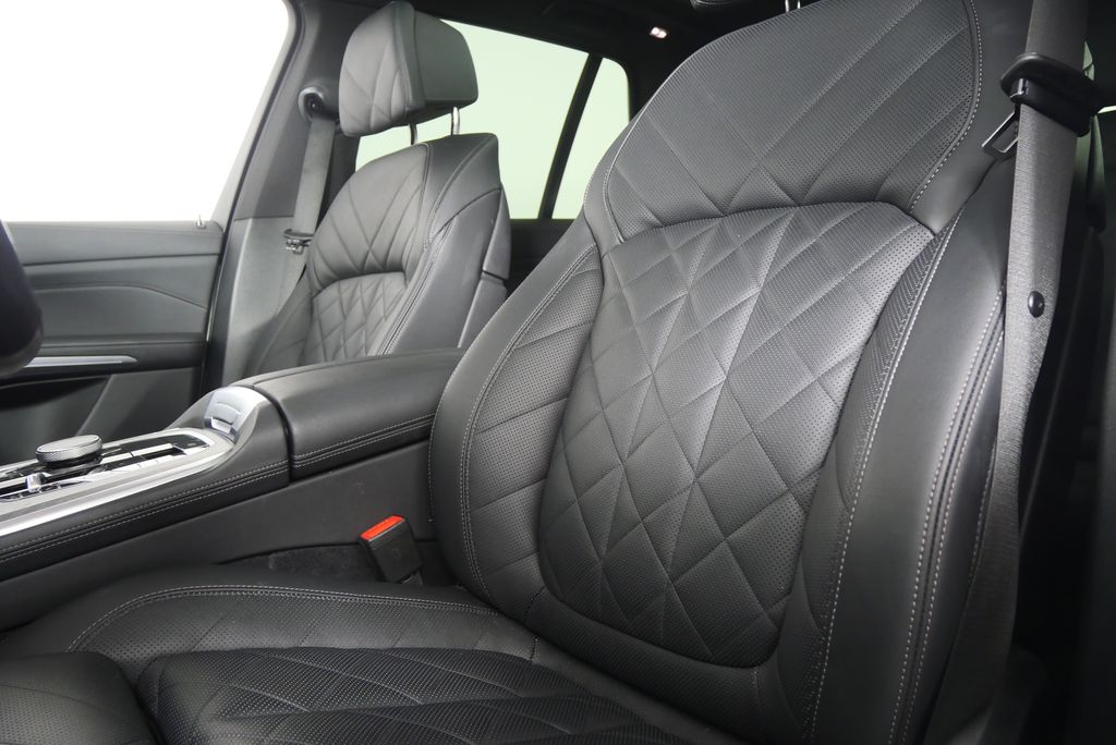 Thumbnail: 2024 BMW X5 - 10