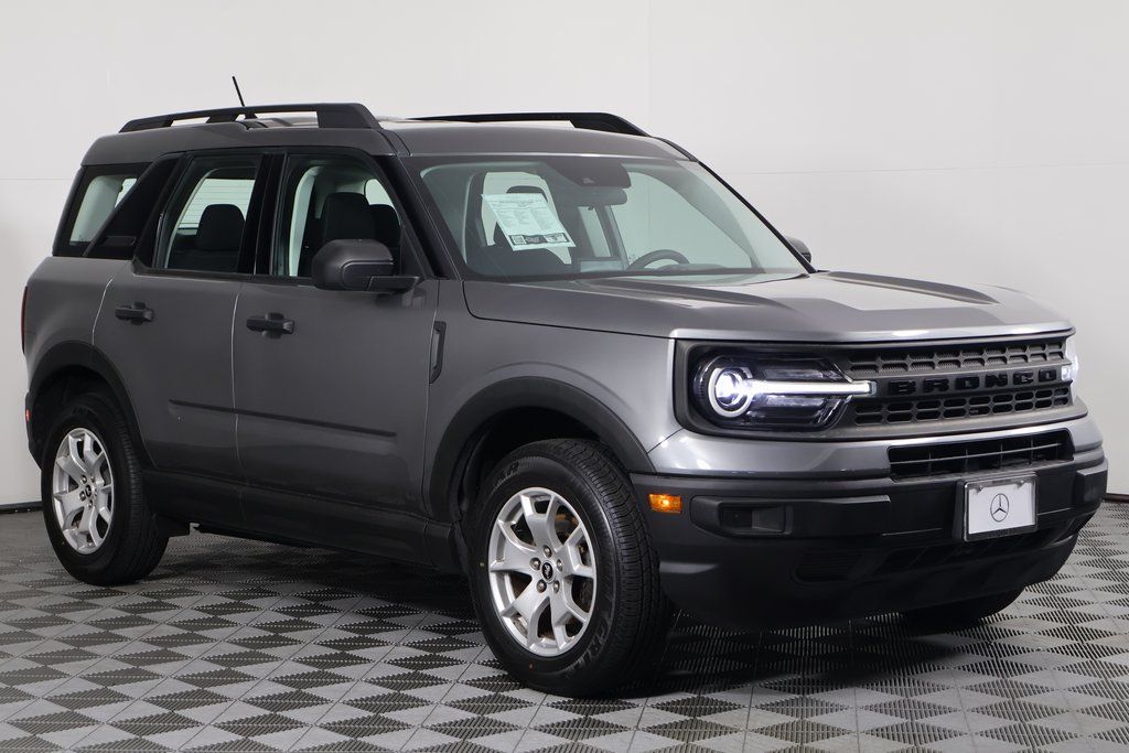 Thumbnail: 2022 Ford Bronco Sport - 3