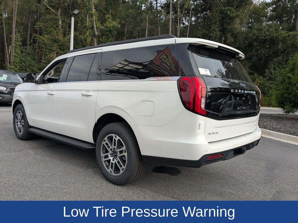 2025 Ford Expedition Active MAX