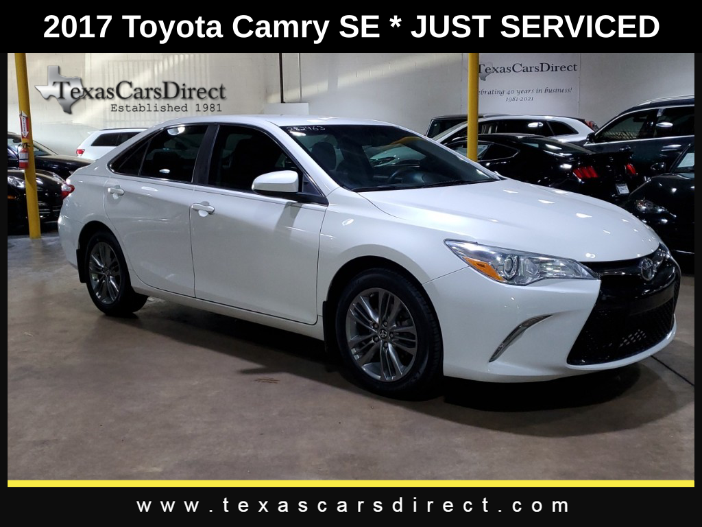 2017 Toyota Camry SE 3