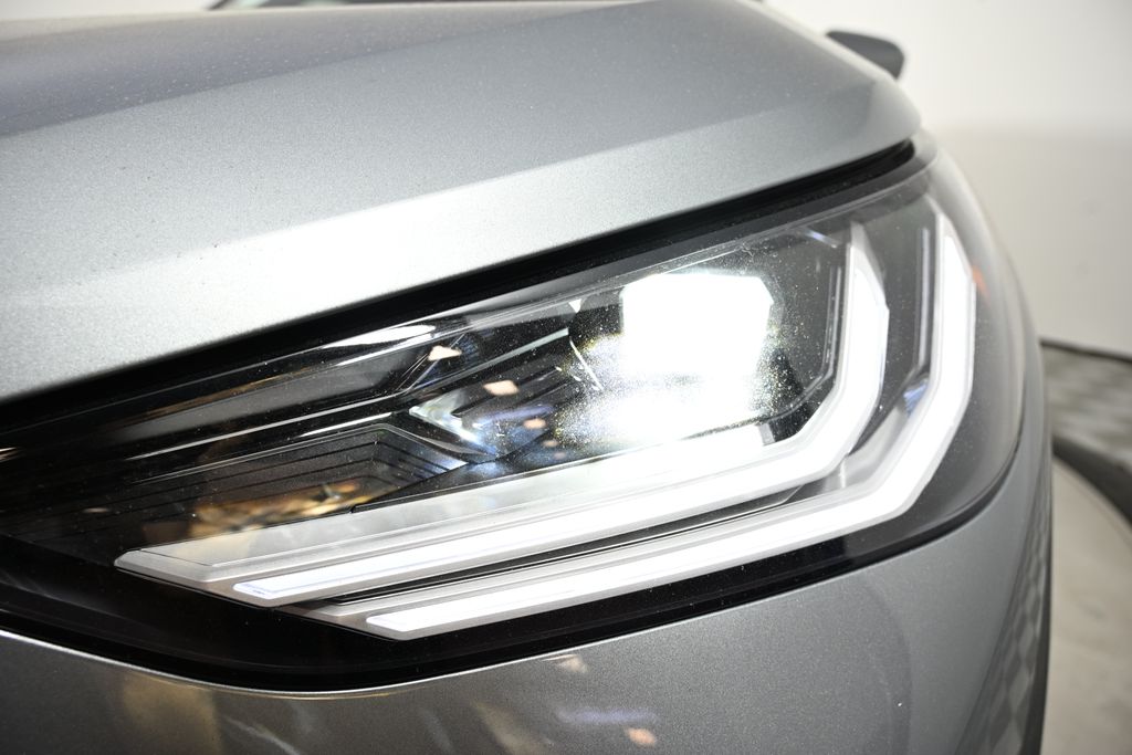 Thumbnail: 2025 BMW X3 - 9