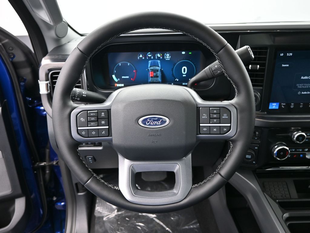 2026 Ford Super Duty F-350 SRW LARIAT