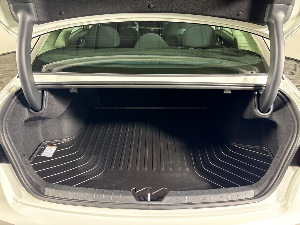 2026 Kia K5 LXS