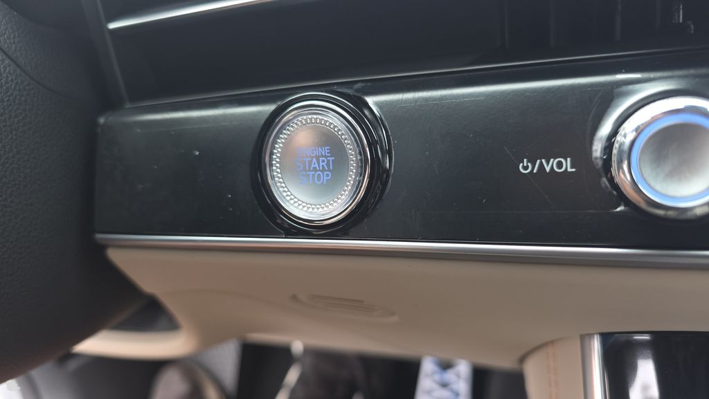 New 2026 White Genesis 3.5T Sport Prestige image 29