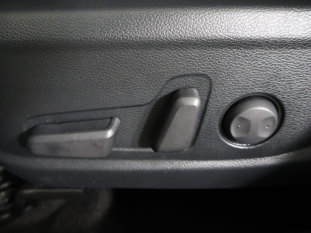Certified Used 2026 Blue Kia EX image 34