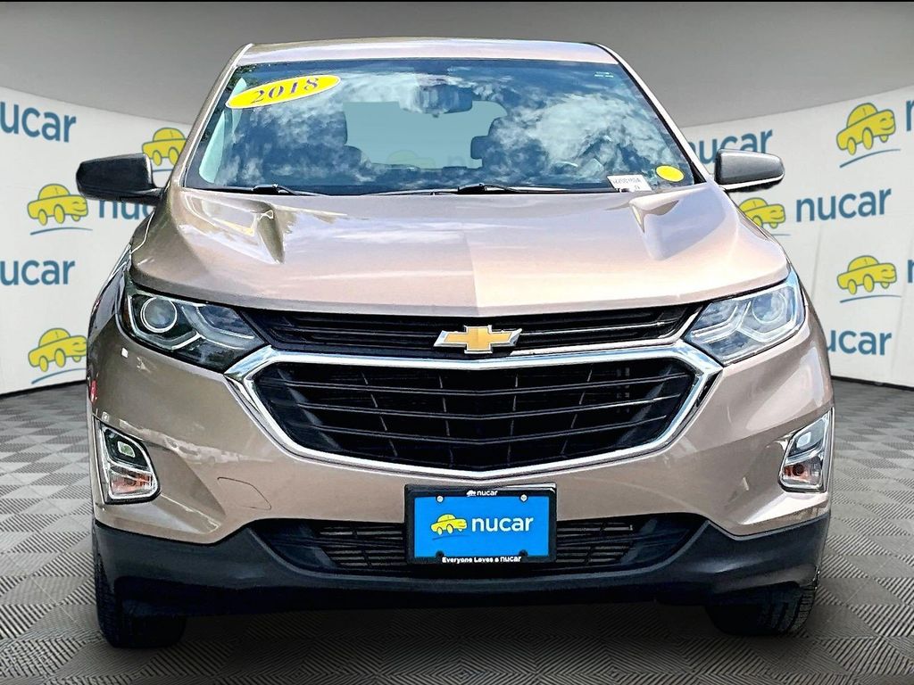 2018 Chevrolet Equinox — photo 2