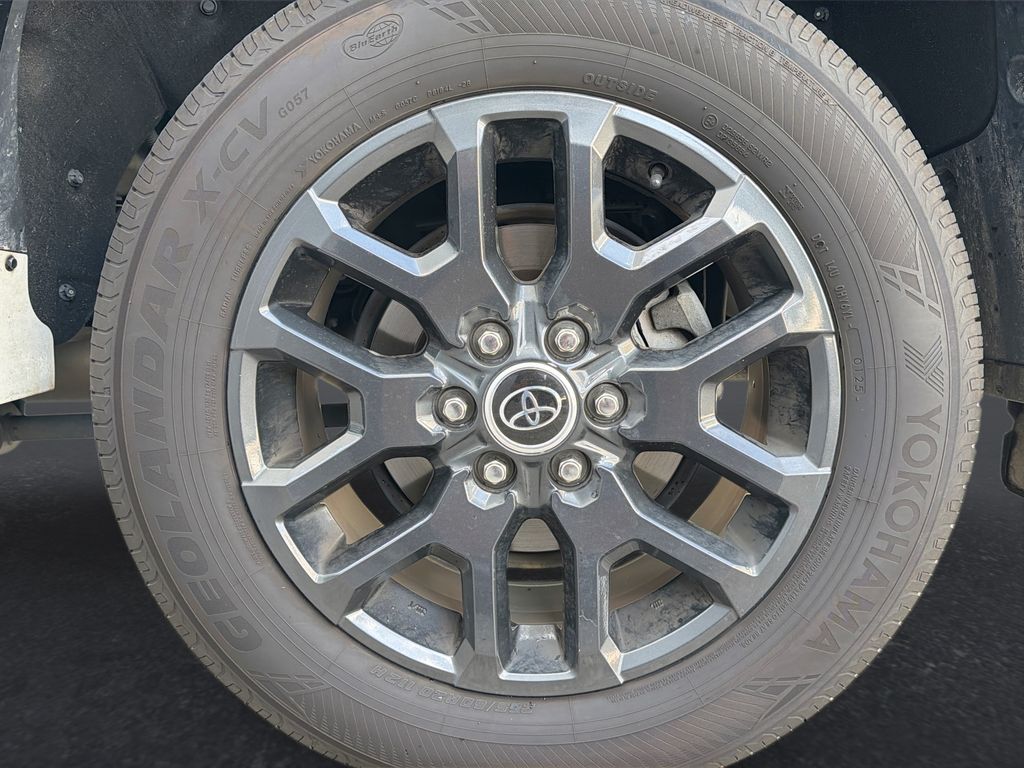 Thumbnail: 2023 Toyota Sequoia - 31