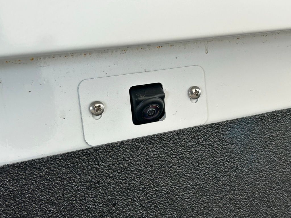 New 2026 Summit White Chevrolet Work Truck image 10