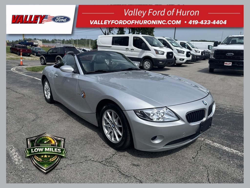 2004 BMW Z4 2.5i Roadster RWD