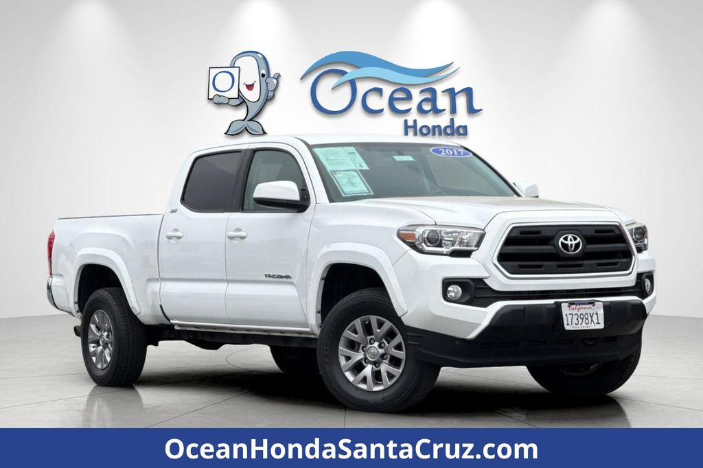 2017 Toyota Tacoma SR5 V6 Double Cab LB RWD