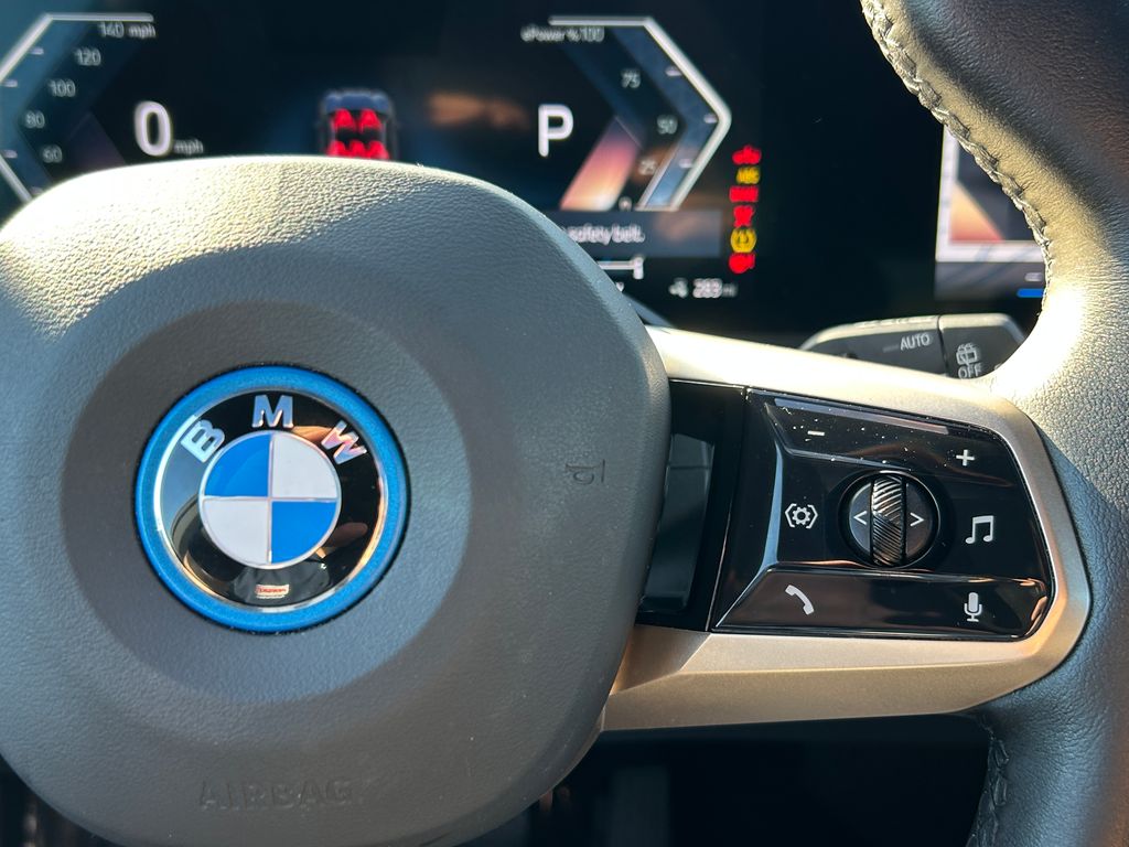 Thumbnail: 2024 BMW iX - 20