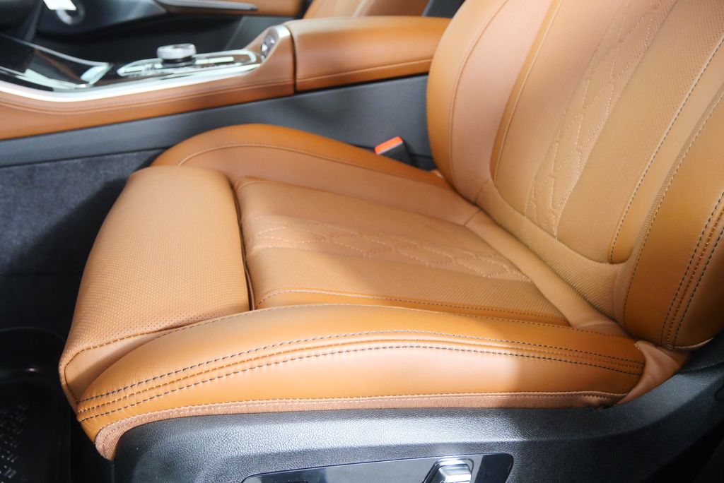 Thumbnail: 2026 BMW X5 - 9