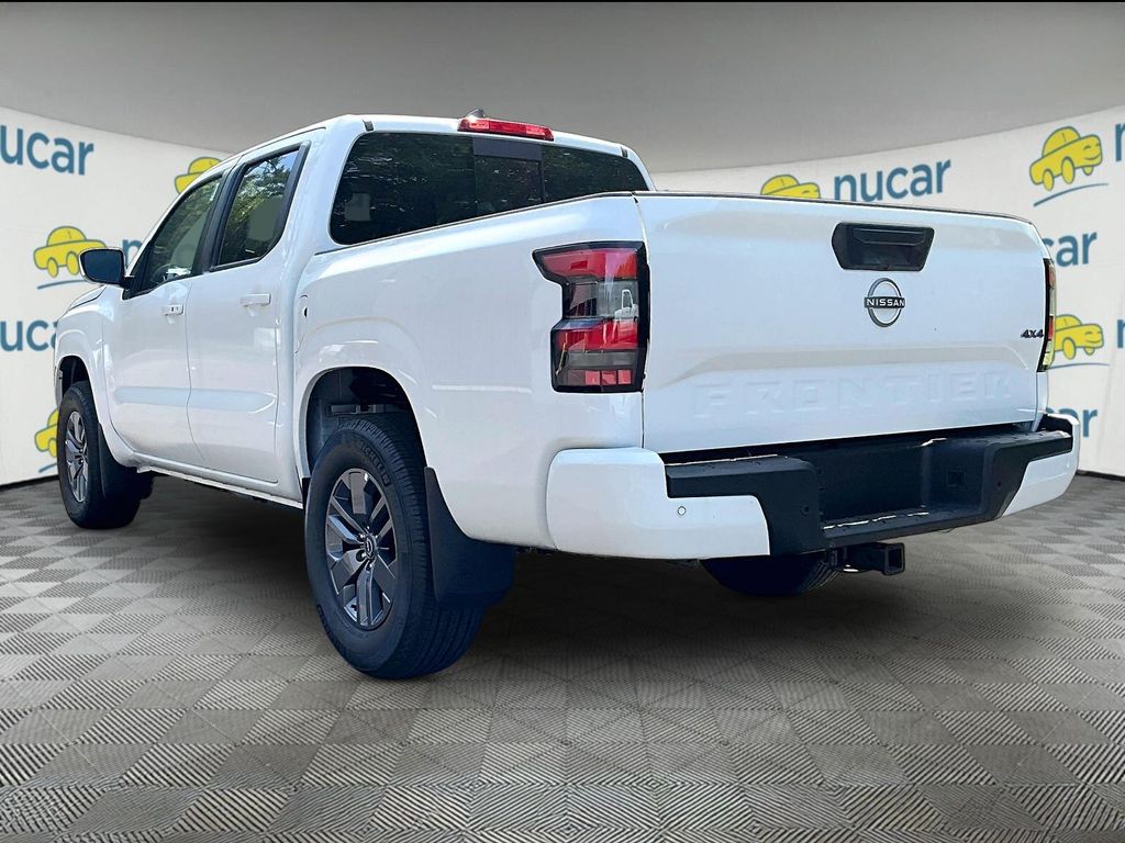 2026 Nissan Frontier — photo 3