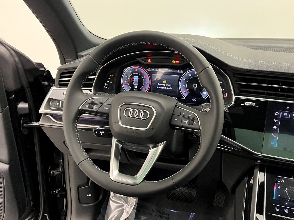 Thumbnail: 2026 Audi Q8 - 20
