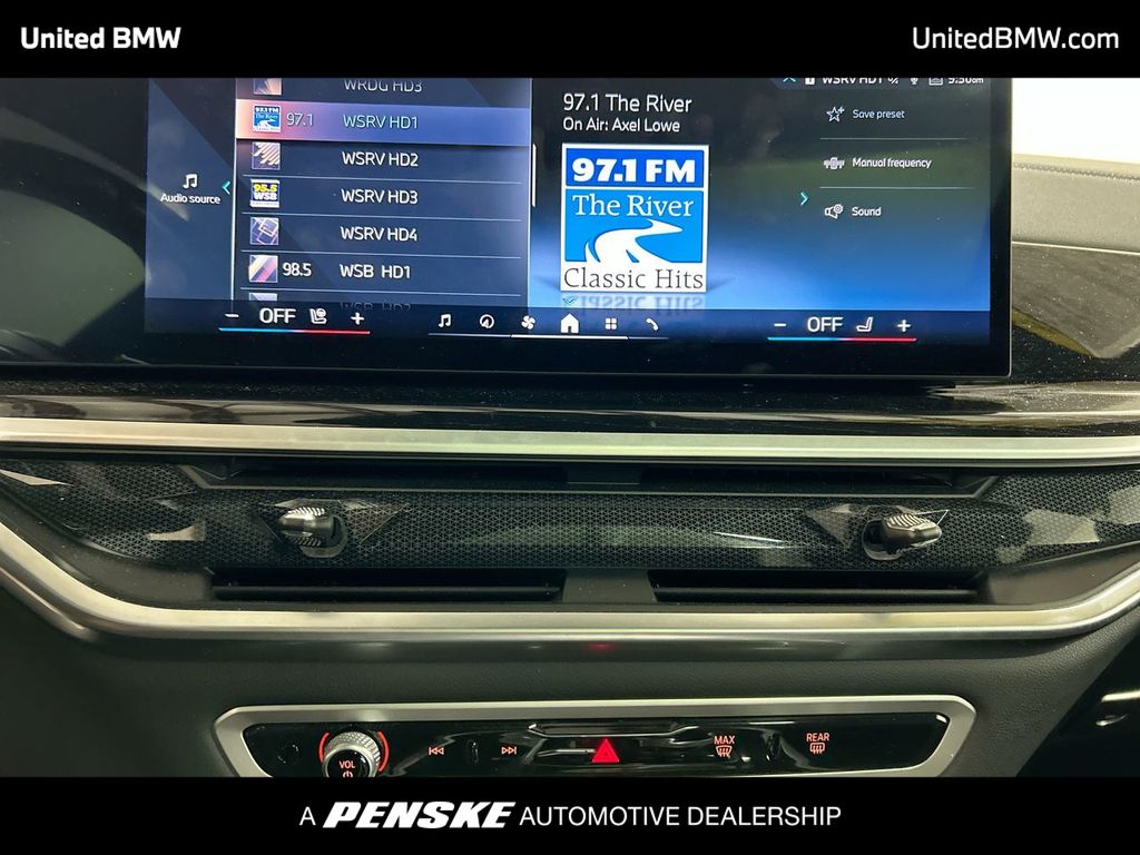 2024 BMW X7 xDrive40i 16