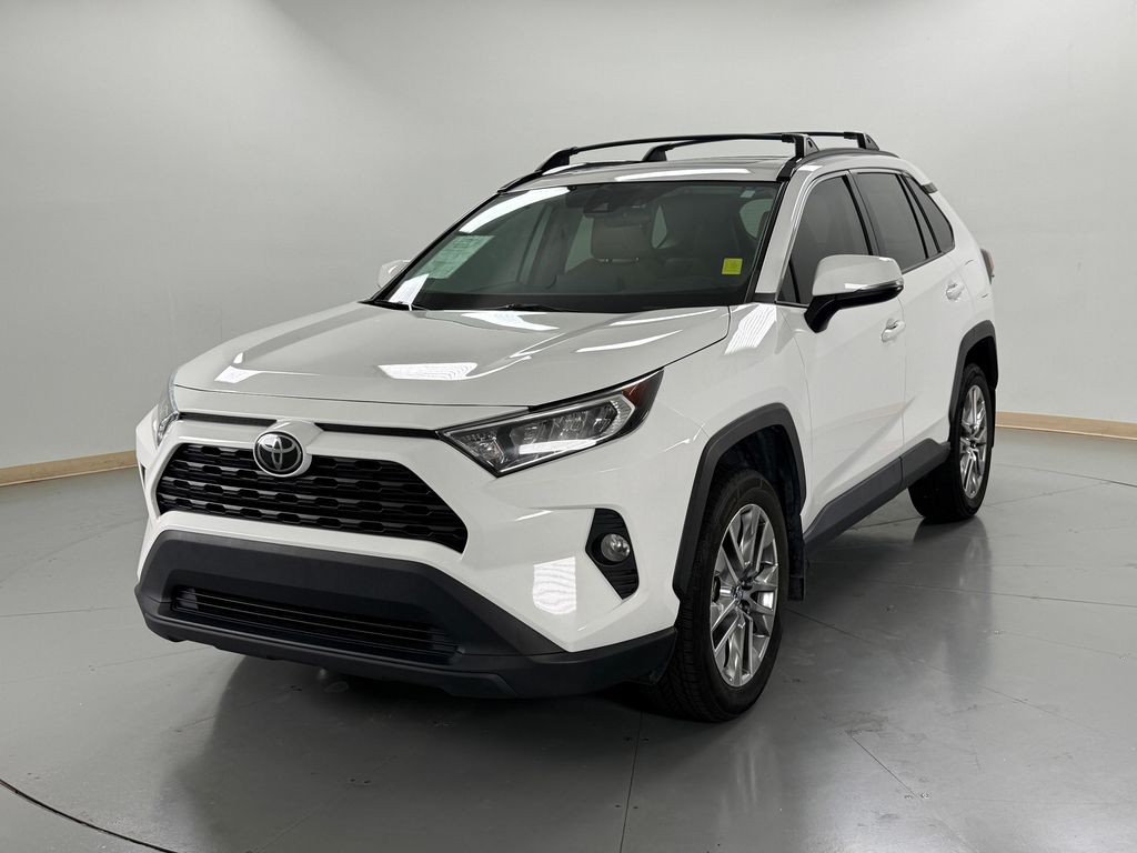 2019 Toyota RAV4 XLE Premium