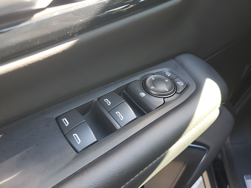 Used Car 2025 Chevrolet Suburban  Z71 For Sale Under $70,000 In Austin, Texas