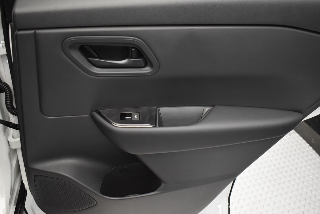 Thumbnail: 2026 Nissan Rogue - 27