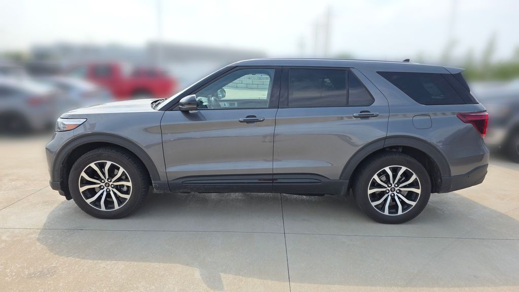 Used 2021 Ford Explorer ST with VIN 1FM5K8GCXMGA05178 for sale in Kansas City