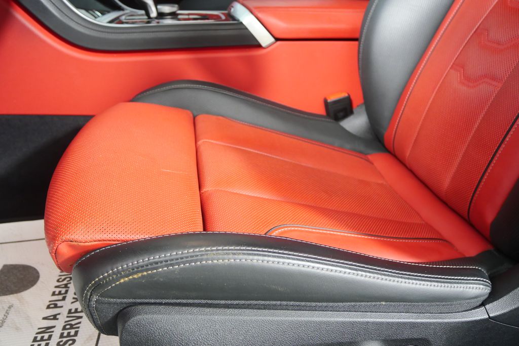 Thumbnail: 2024 BMW 8 Series - 9