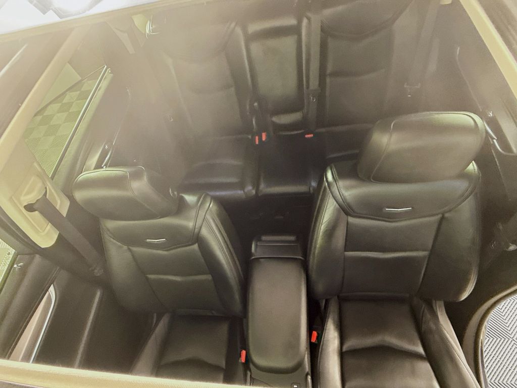 Thumbnail: 2017 Cadillac XT5 - 21