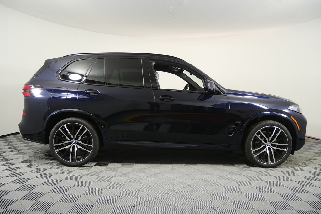 Thumbnail: 2026 BMW X5 - 2