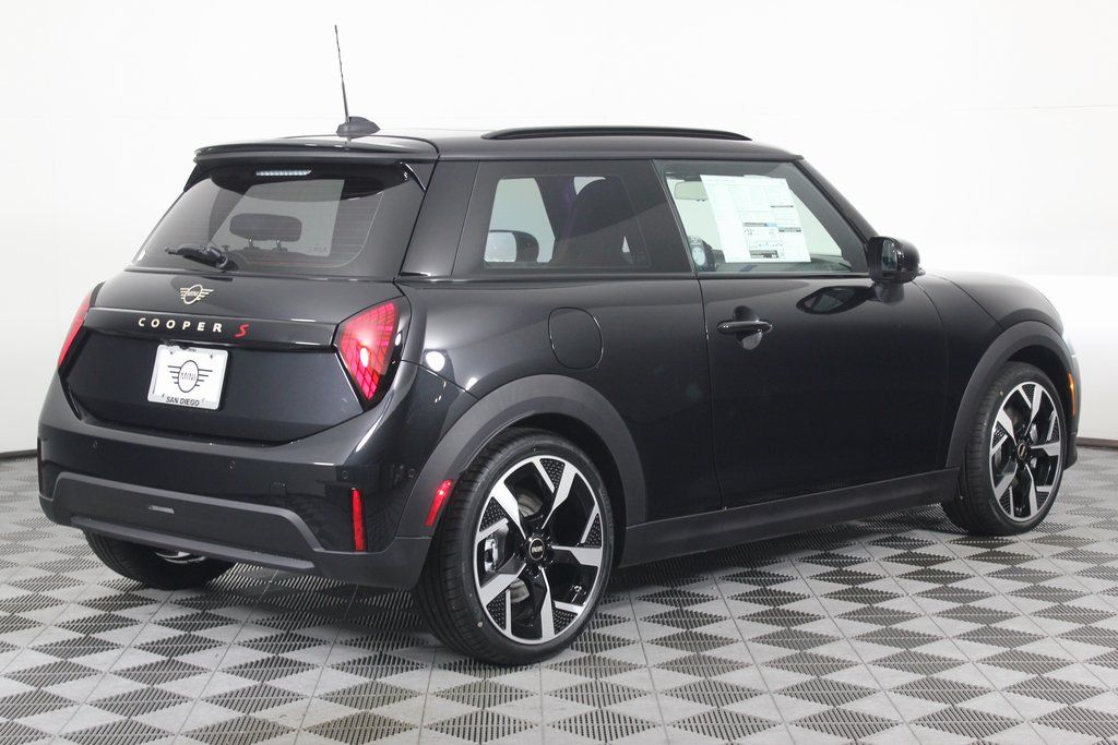 2025 MINI Cooper Hardtop S 2