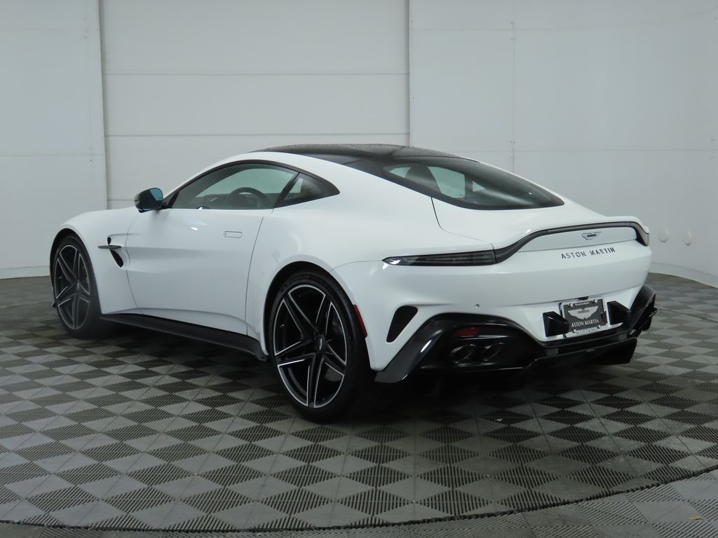 Thumbnail: 2025 Aston Martin Vantage - 7