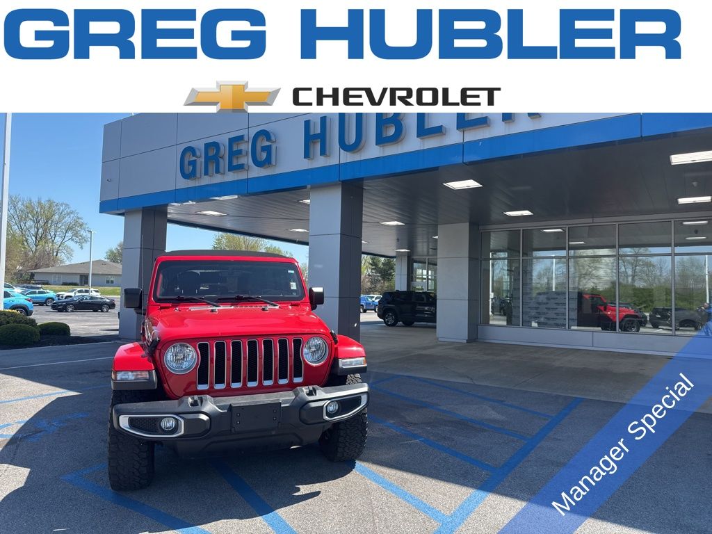 Firecracker Red Clearcoat 2018 Jeep Wrangler Unlimited Sahara 4WD SUV / Crossover Four-Wheel Drive 6-Speed Manual