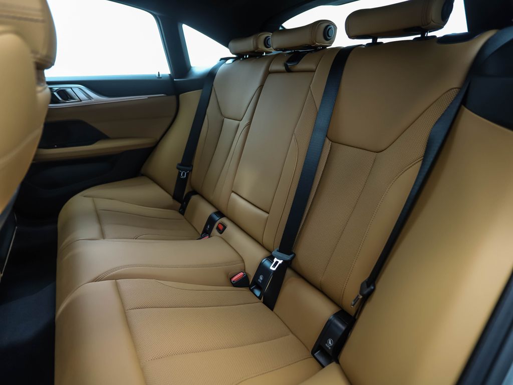 Thumbnail: 2025 BMW 4 Series - 22