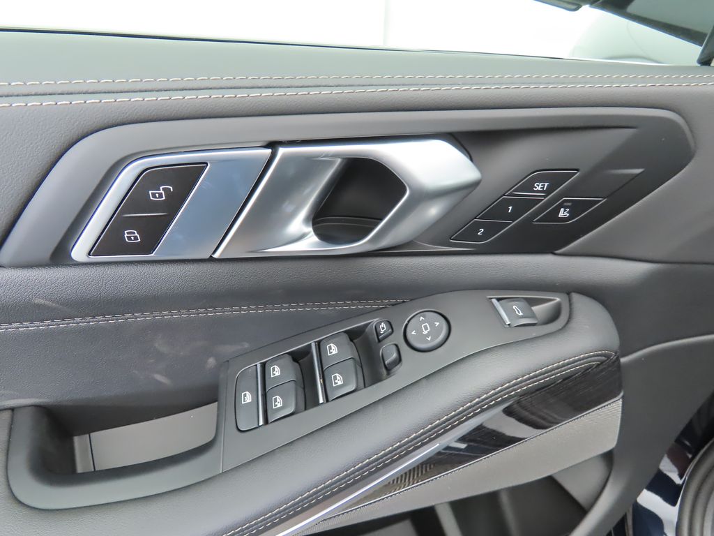 Thumbnail: 2026 BMW X5 - 23