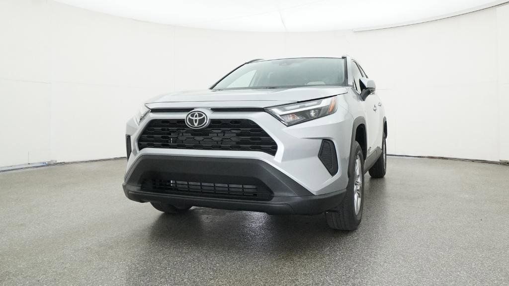 Thumbnail: 2025 Toyota RAV4 - 20