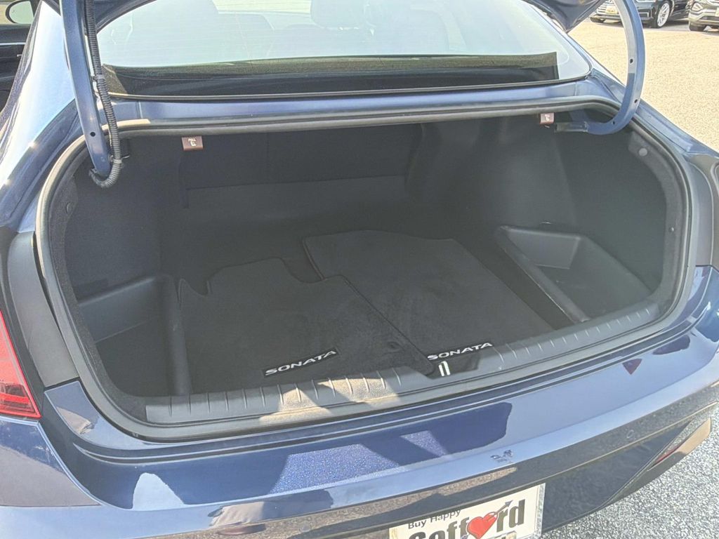 Certified Used 2022 Blue Hyundai Limited image 28
