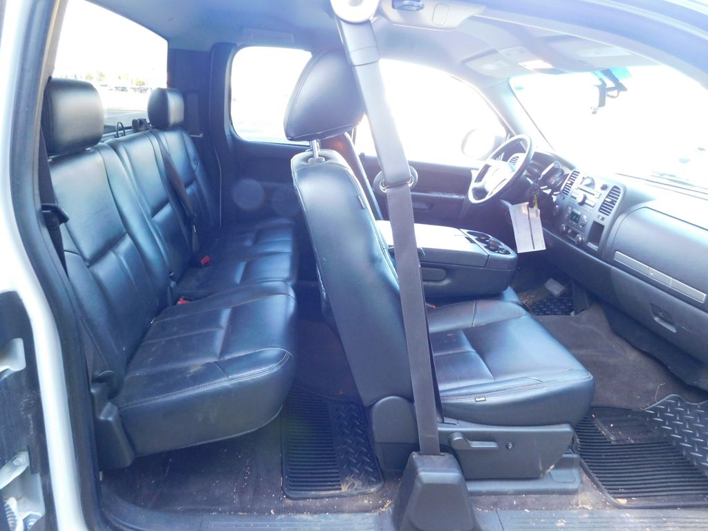 Thumbnail: 2013 Chevrolet Silverado 1500 - 5
