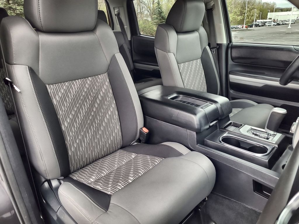 2018 Toyota Tundra SR5 19