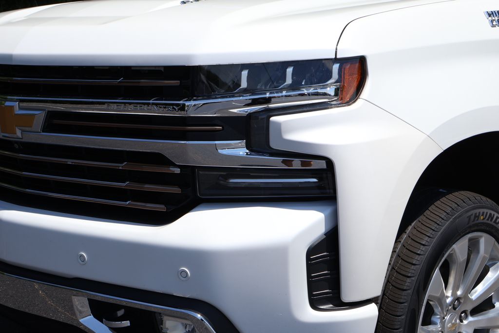 Thumbnail: 2021 Chevrolet Silverado 1500 - 3