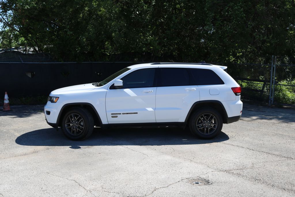 Used Car 2016 Jeep Grand Cherokee  75th Anniversary Edition For Sale Under $12,000 In Austin, Texas