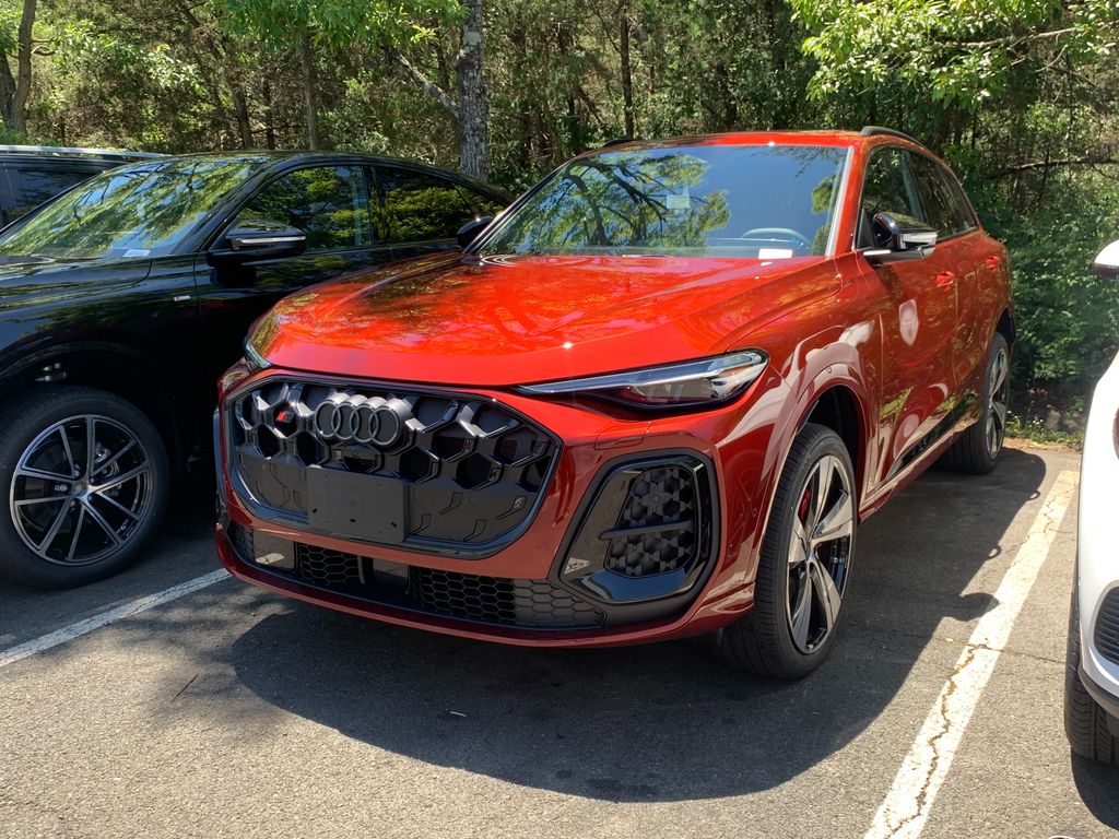 Thumbnail: 2026 Audi SQ5 - 3
