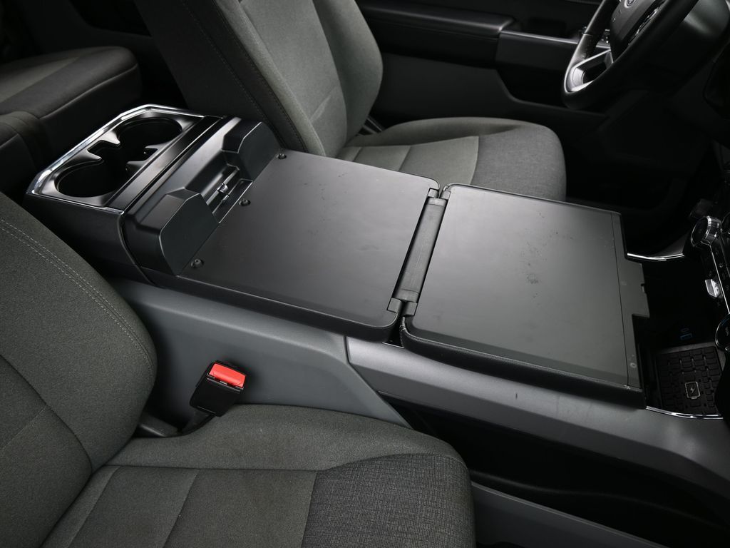 Used 2024 Red Metallic Ford XLT image 60